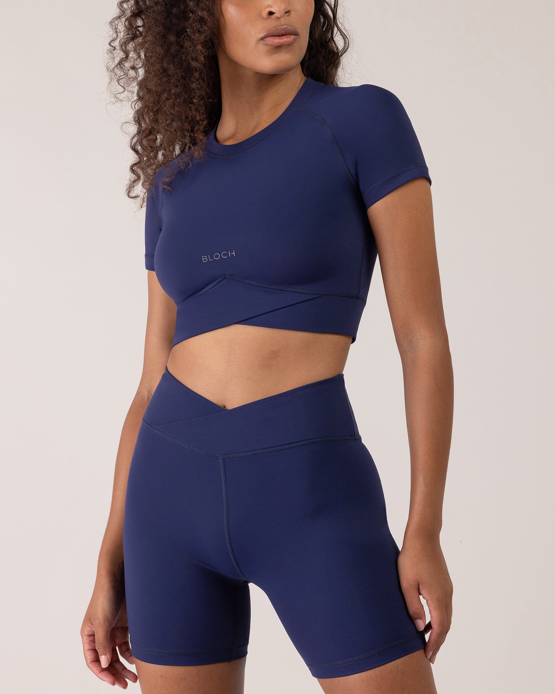 BLOCHeverhold Cross Over Tee - BLOCH US