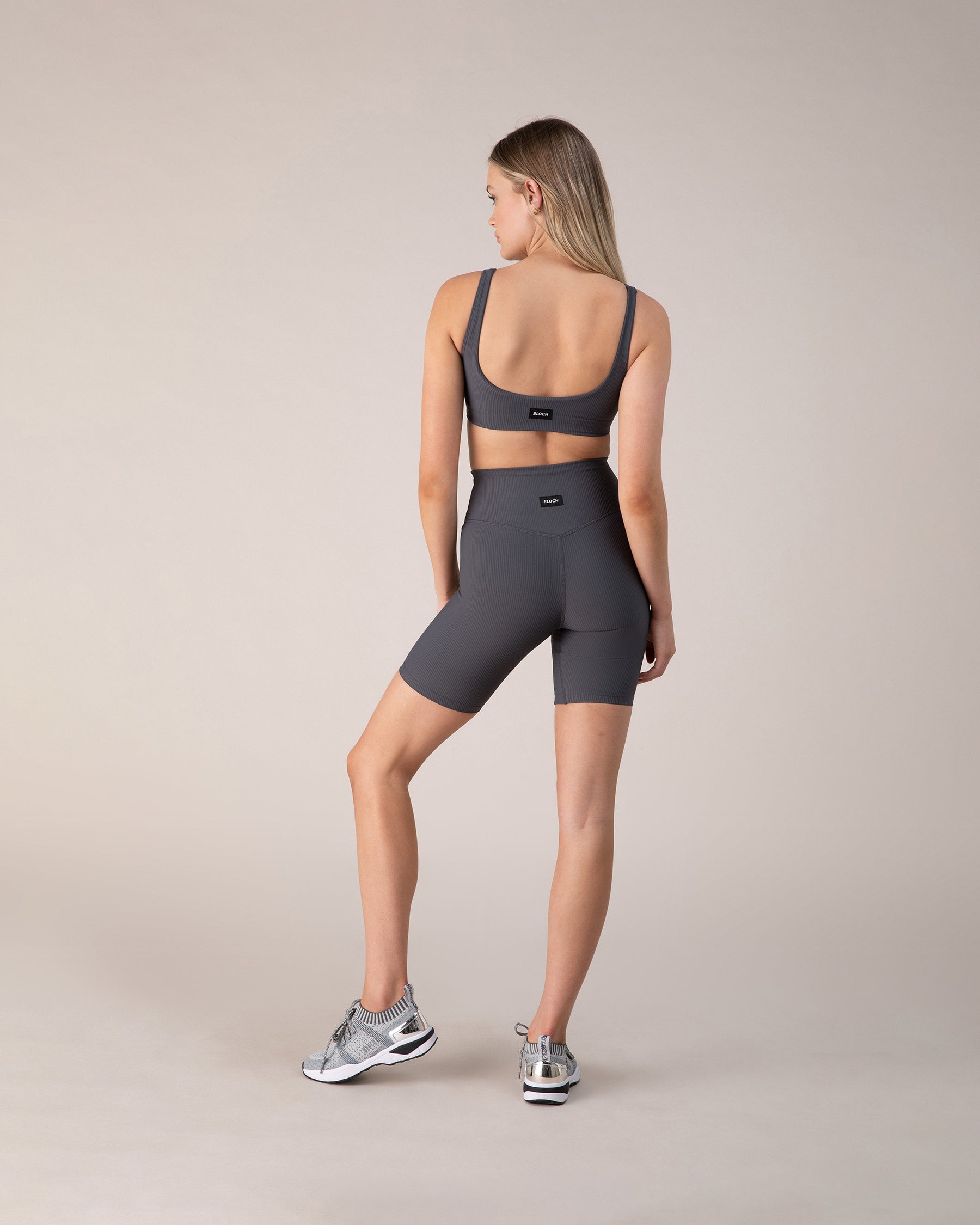 BLOCHrib 8 Inch Short
